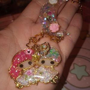 *Little Twin Stars resin bezel charm